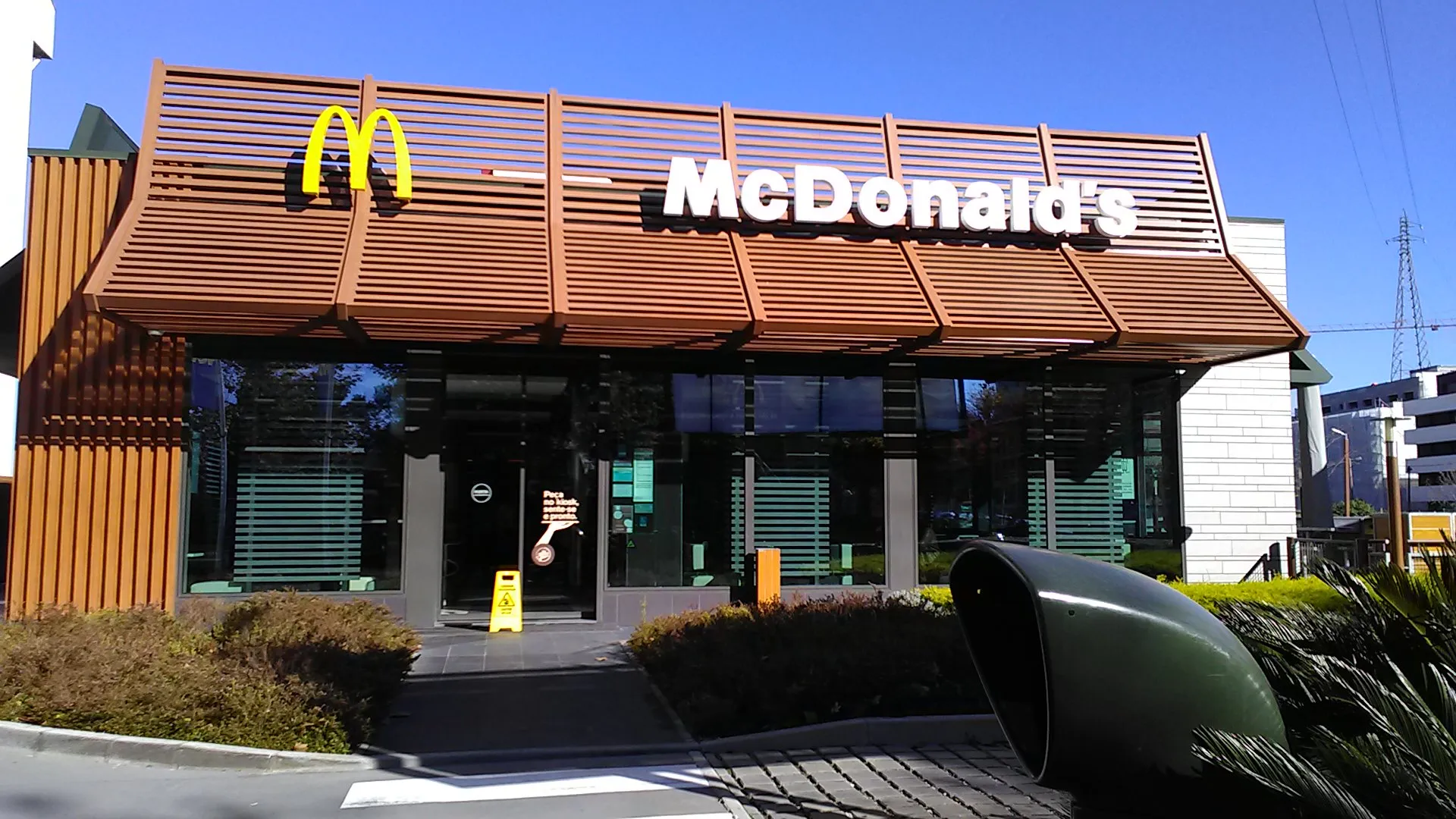Order restaurant image for McDonald's